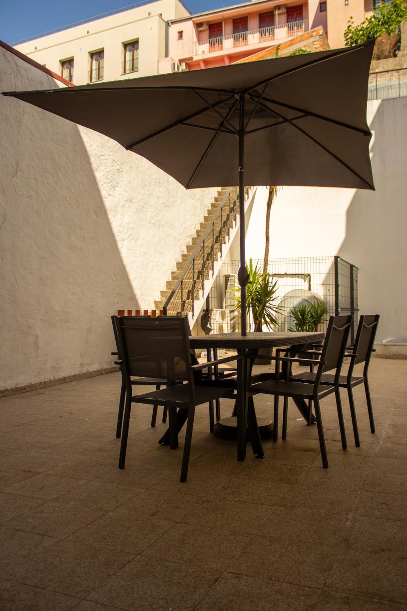 Orm- Flores Apartment Porto Exterior photo
