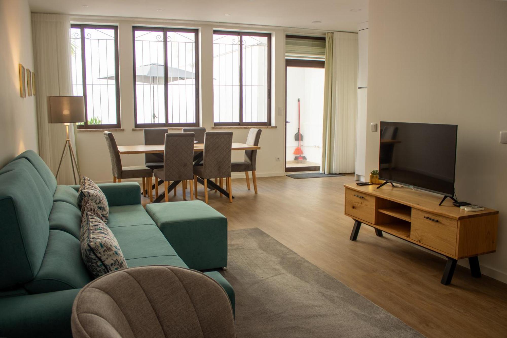 Orm- Flores Apartment Porto Exterior photo